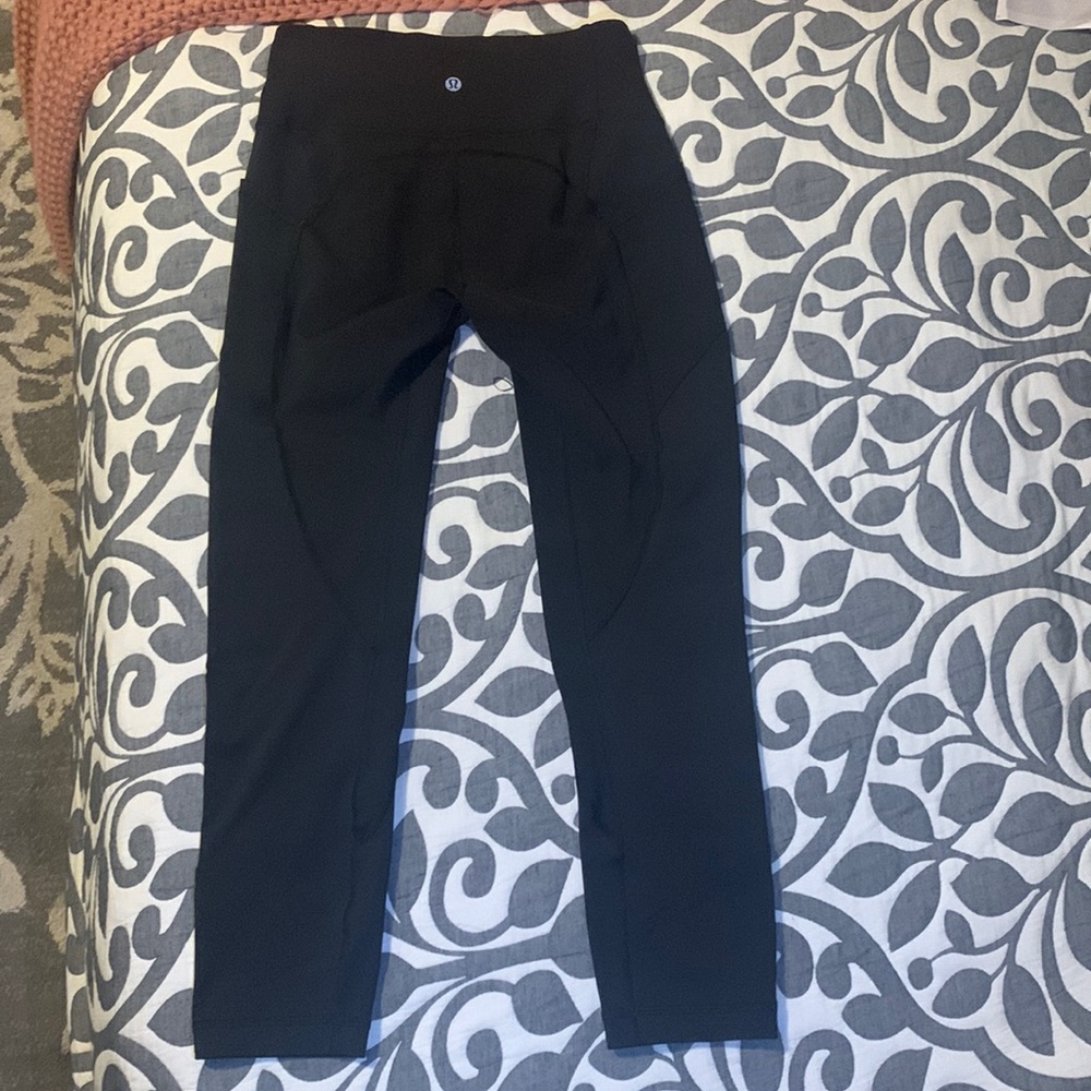 COPY - Lululemon leggings size 6